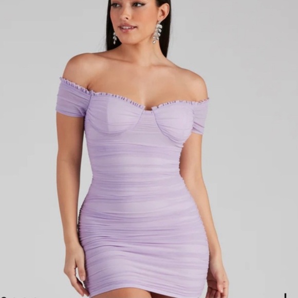 Windsor Dresses & Skirts - Windsor Lavender Bodycon Mini Dress - Small
